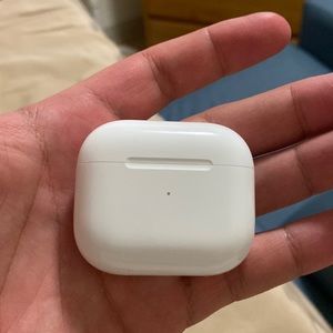 Apple AirPod 3 with box